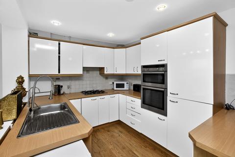 6 bedroom detached house for sale, Howard Close, Chandlers Ford, Eastleigh, SO53