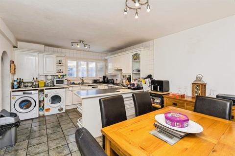 undefined, Darleydale, Crawley