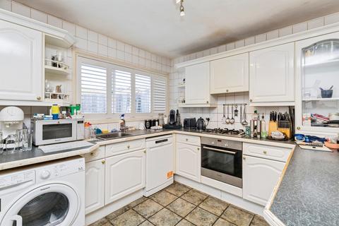 undefined, Darleydale, Crawley