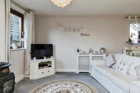 undefined, Oakwood Court, Crawley