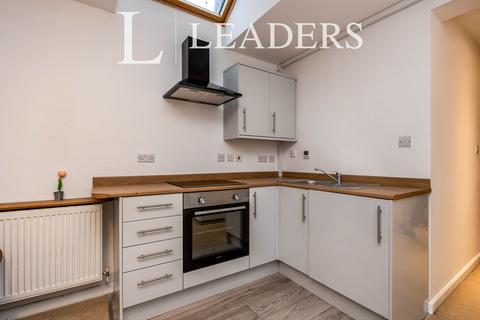 undefined, Fairlands Road, Fairlands, GU3