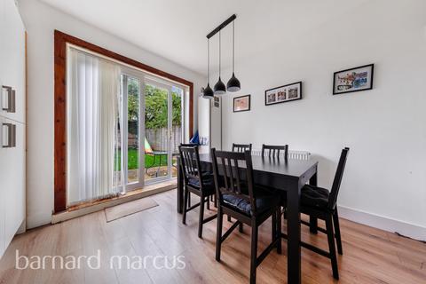 3 bedroom terraced house for sale, Glenister Park Road, London