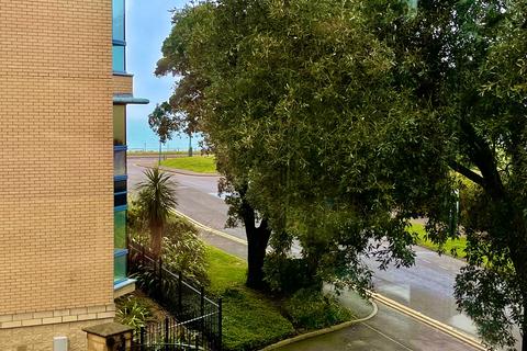 1 bedroom flat to rent, Manor Road, BOURNEMOUTH