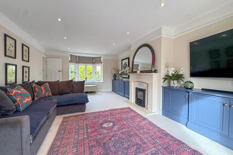 3 bedroom semi-detached house to rent, Newmarket Road, Moulton, Newmarket, Suffolk, CB8