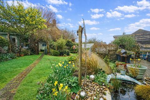2 bedroom detached bungalow for sale, Tudor Avenue, St Leonards-on-sea