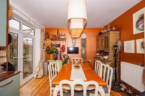2 bedroom detached bungalow for sale, Tudor Avenue, St Leonards-on-sea