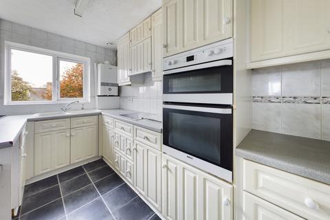 2 bedroom flat to rent, Tollgate Lane, Bury St. Edmunds, IP32
