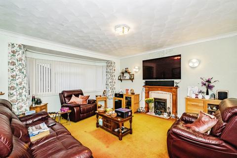 4 bedroom detached bungalow for sale, The Crescent, Lancing