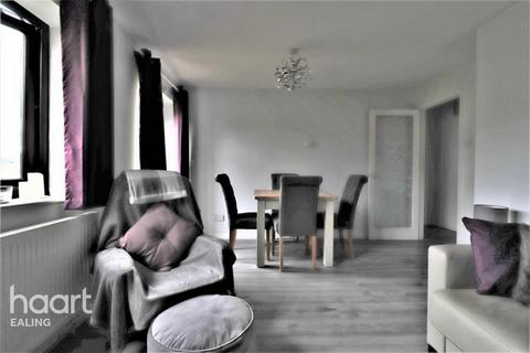 undefined, Costons Lane, Greenford
