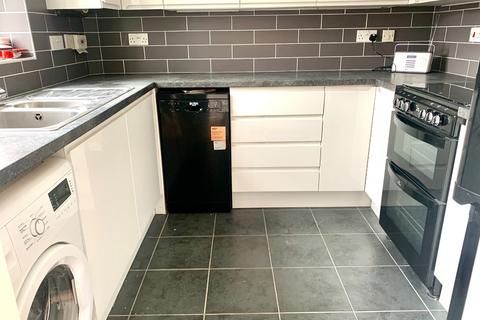 undefined, WALTHAM CHASE, SO32
