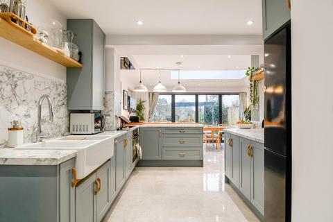 2 bedroom end of terrace house for sale, Roundfield, Upper Bucklebury, Reading, West Berkshire, RG7