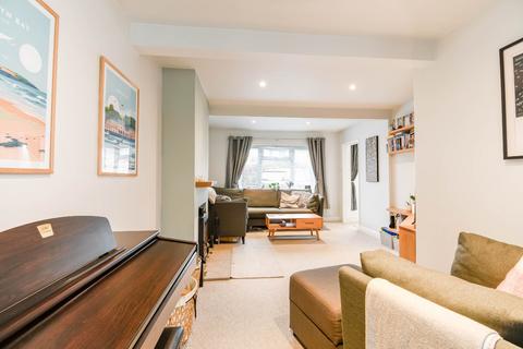 2 bedroom end of terrace house for sale, Roundfield, Upper Bucklebury, Reading, West Berkshire, RG7