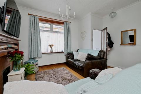 2 bedroom terraced house for sale, Norton Road, Northampton