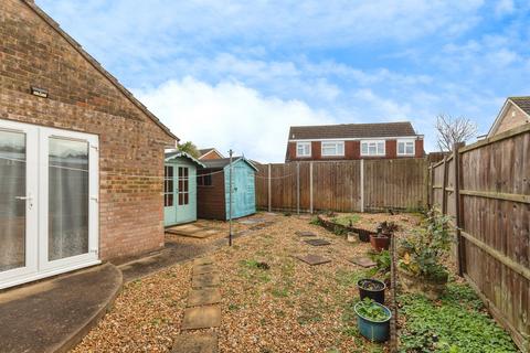 2 bedroom semi-detached bungalow for sale, Ferndale Avenue, Longwell Green, Bristol