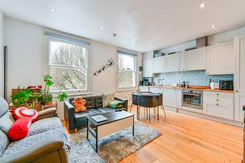 2 bedroom flat for sale, Saltram Crescent, Queen's Park, London, W9