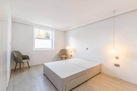 undefined, Cantelowes Road, Camden Town, London, NW1