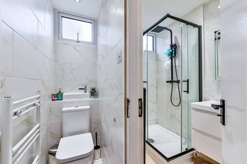 3 bedroom flat for sale, Ossulston Street, King's Cross, London, NW1