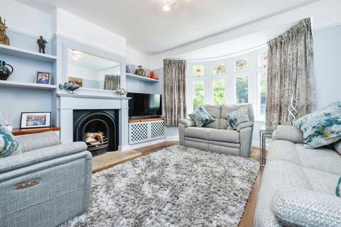 4 bedroom semi-detached house for sale, Wendover Road, Aylesbury