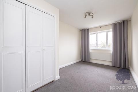 2 bedroom apartment to rent, Parkgate Road, Wallington SM6