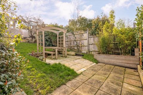 4 bedroom detached house for sale, Hillcourt Road, London SE22