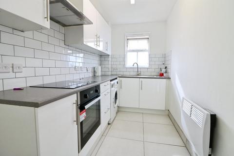 2 bedroom apartment for sale, Bluebell Way, Ilford IG1