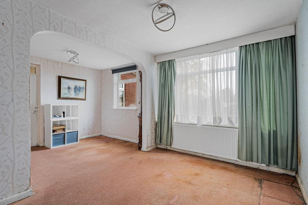 Sitting/Dining Room