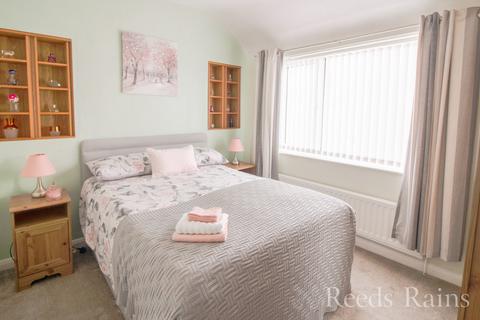 3 bedroom semi-detached house for sale, Briardale Road, Ellesmere Port CH66