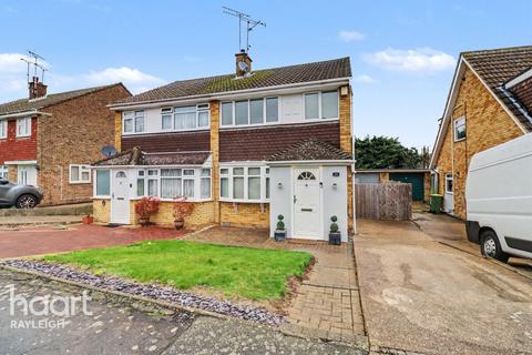 3 bedroom semi-detached house for sale, Shakespeare Avenue, Rayleigh