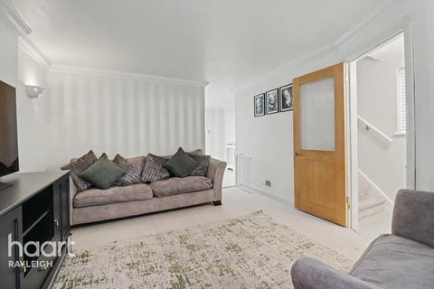 3 bedroom semi-detached house for sale, Shakespeare Avenue, Rayleigh