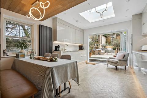 3 bedroom end of terrace house for sale, High Street, Berkhamsted, Hertfordshire, HP4