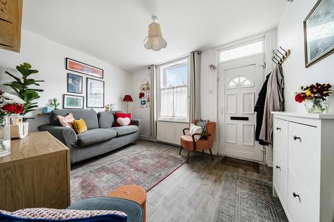 2 bedroom end of terrace house for sale, Milton Street, Swanscombe, Kent, DA10