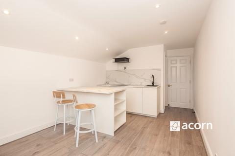 undefined, Peak Hill London SE26