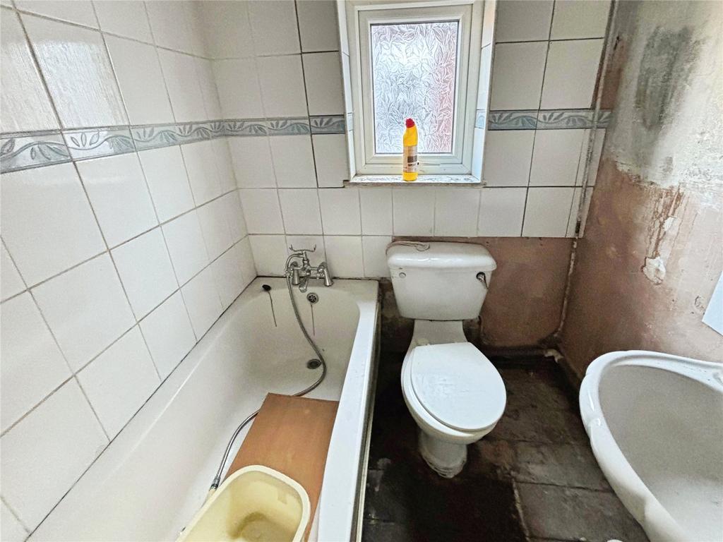 Bathroom/Wc