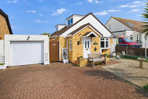 3 bedroom chalet for sale, Bishopstone Drive, Herne Bay, CT6 6RE