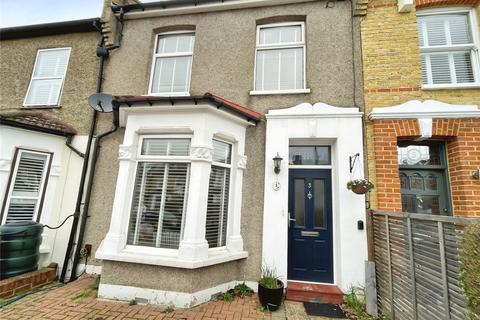 3 bedroom terraced house for sale, Dumbreck Road, London SE9