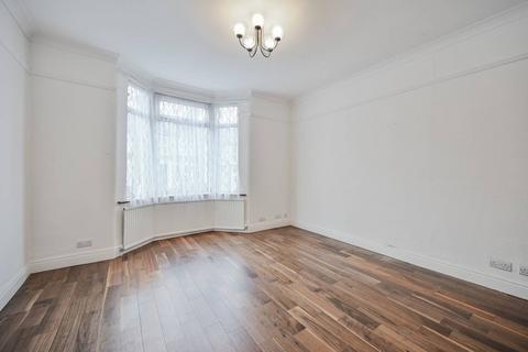 3 bedroom terraced house for sale, Chingford Road, Walthamstow, London, E17