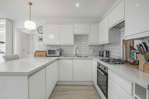 2 bedroom flat for sale, Juniper Gardens, London SW16
