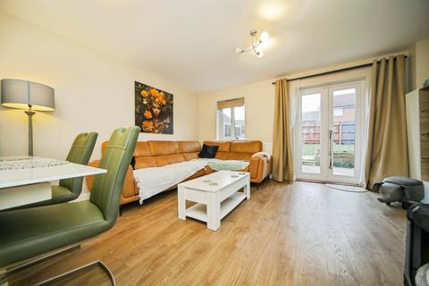 3 bedroom semi-detached house for sale, Buzzard Rise, Stowmarket