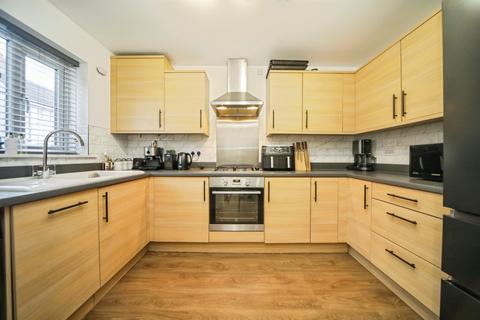 3 bedroom semi-detached house for sale, Buzzard Rise, Stowmarket