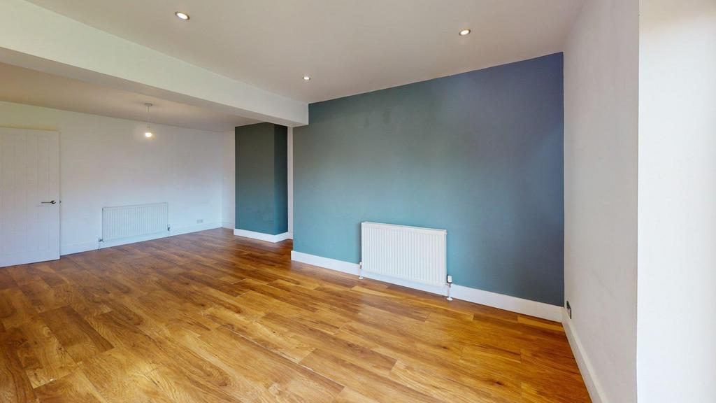 54-Bromstone-Road-Living-Room.jpg