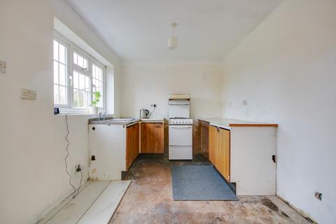 undefined, POTENTIAL TO IMPROVE! DETACHED GARAGE! NO FORWARD CHAIN!