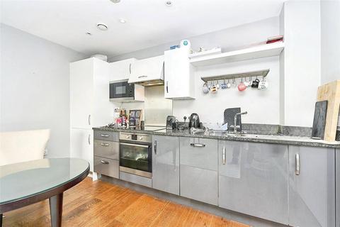 2 bedroom flat to rent, Lighterage Court, High Street, Brentford, TW8