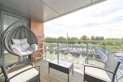 undefined, Lighterage Court, High Street, Brentford, TW8