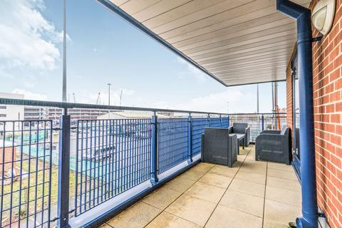 Canute Road, Southampton, SO14