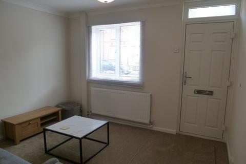 2 bedroom terraced house to rent, Elgar Road, Reading, Berkshire,