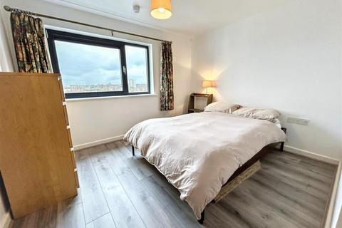 2 bedroom apartment for sale, Ibex House, Stratford