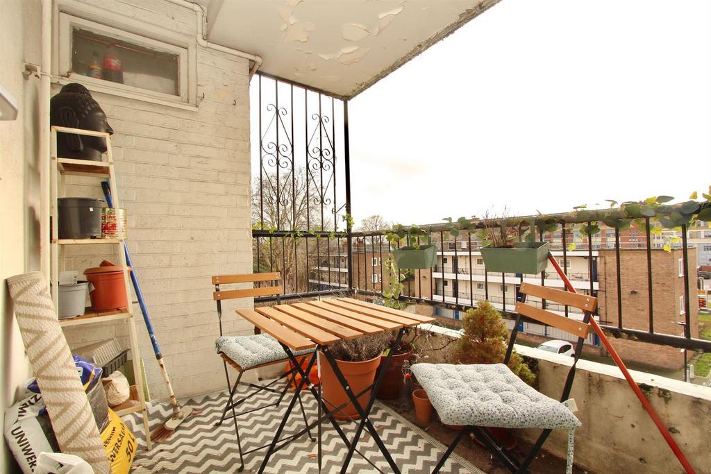 Somerford Grove, N16