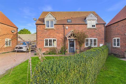 undefined, Old Manor Farm, Fenton, Newark