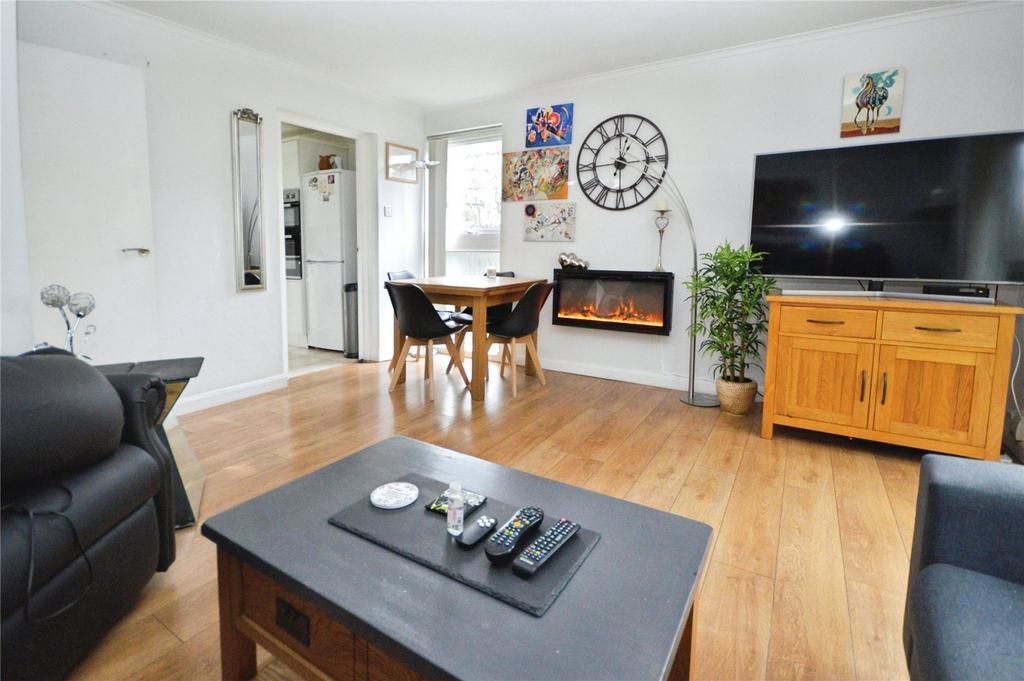 Living/Dining Room