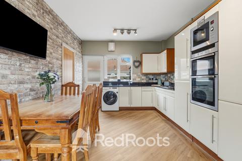 3 bedroom semi-detached house for sale, Bentley, South Yorkshire DN5